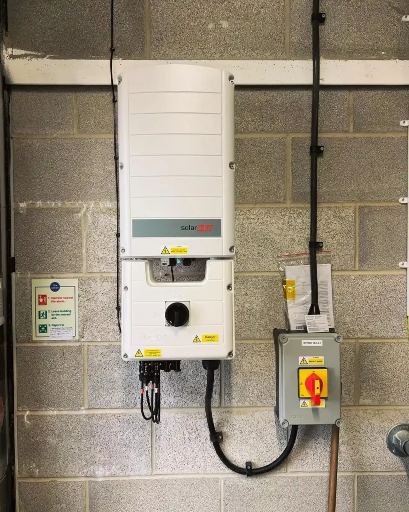 Wall-mounted electrical installation